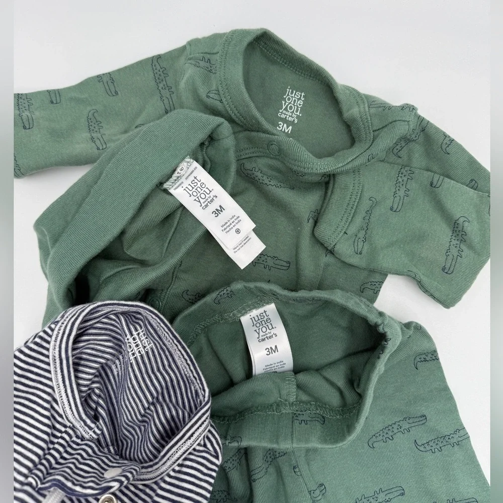 Just One You by Carter’s Baby Boy 4-Piece Newborn Alligator Set